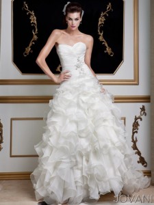 Svatební šaty Jovani JB14645